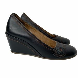 Fly London black leather round toe wedges sz 36